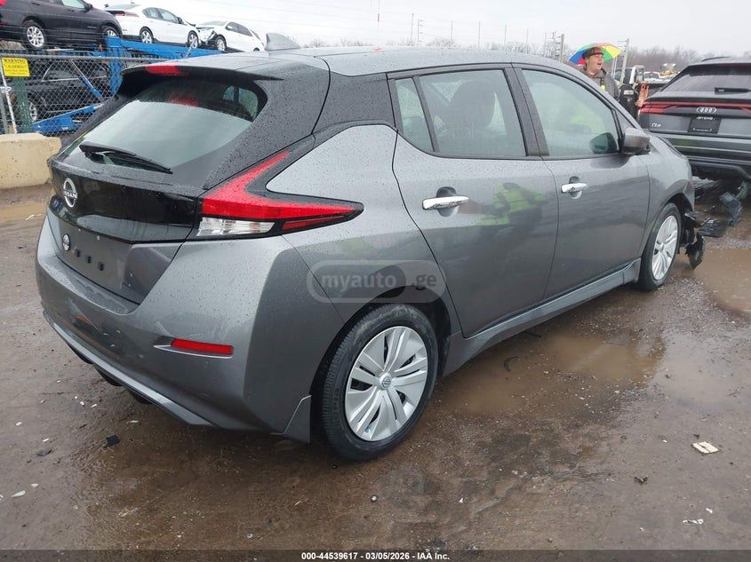 Nissan Leaf 2023 — миниатюра 4