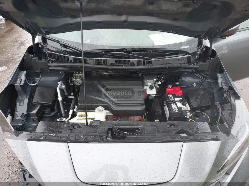 Nissan Leaf 2023 — миниатюра 9