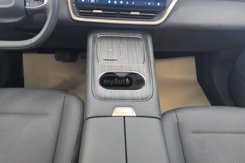 Dongfeng e008 2024 — миниатюра 10