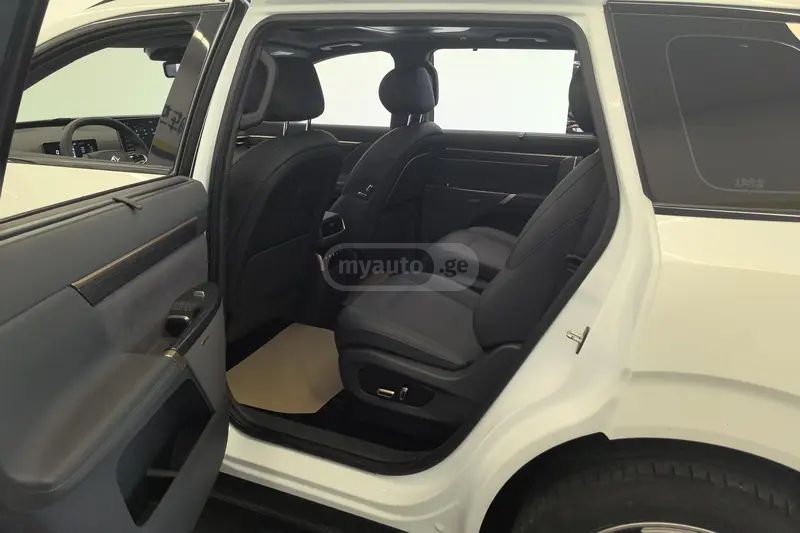 Dongfeng e008 2024 — миниатюра 11