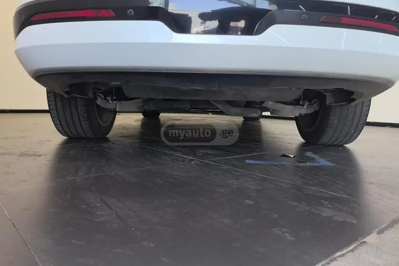 Dongfeng e008 2024 — миниатюра 6