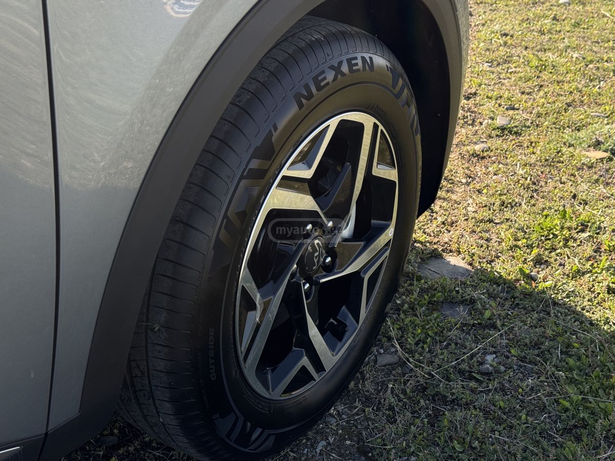 Kia Sportage - фото 7