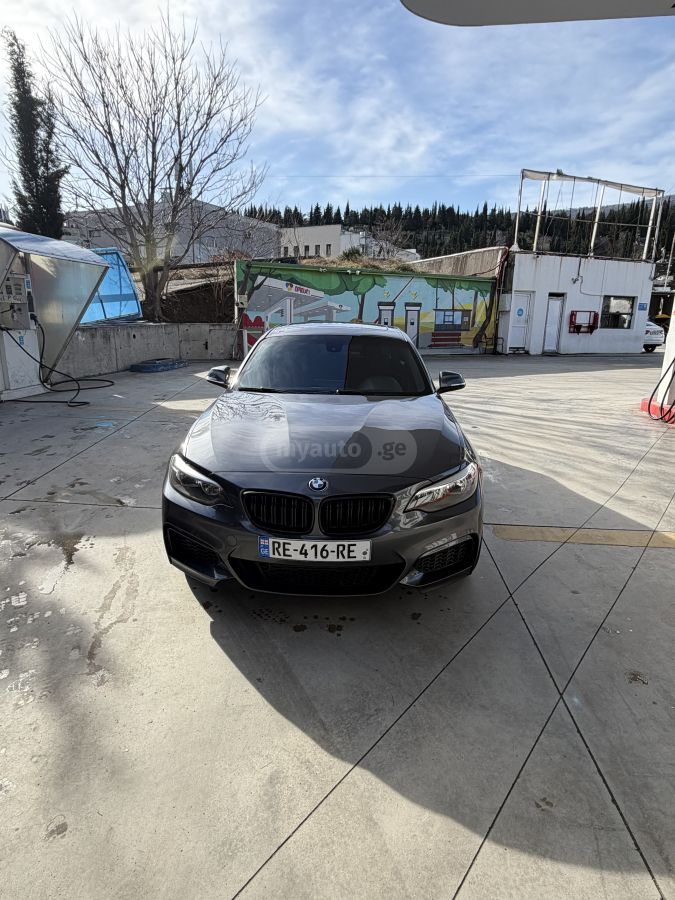 BMW 228 - фото 2