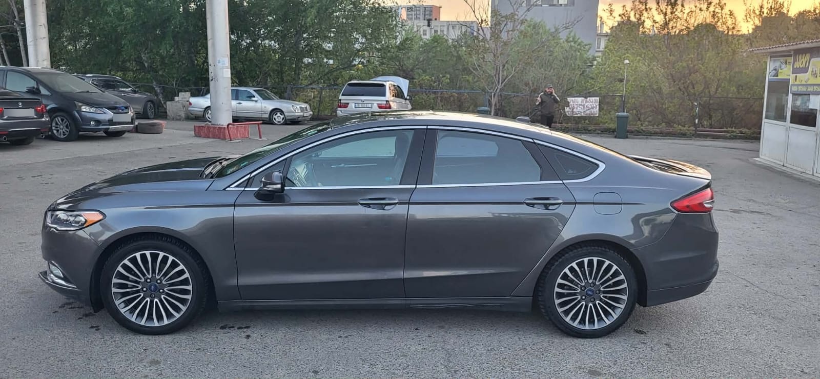 Ford Fusion - фото 6