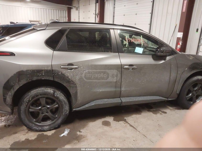 Toyota bZ4X XLE 4dr All-Wheel Drive Automa 2023 — миниатюра 12