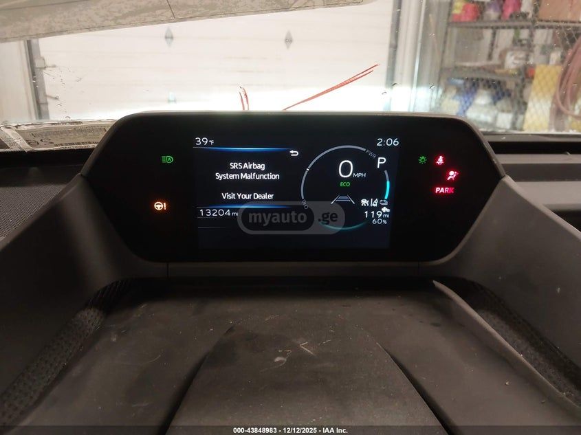 Toyota bZ4X XLE 4dr All-Wheel Drive Automa 2023 — миниатюра 7