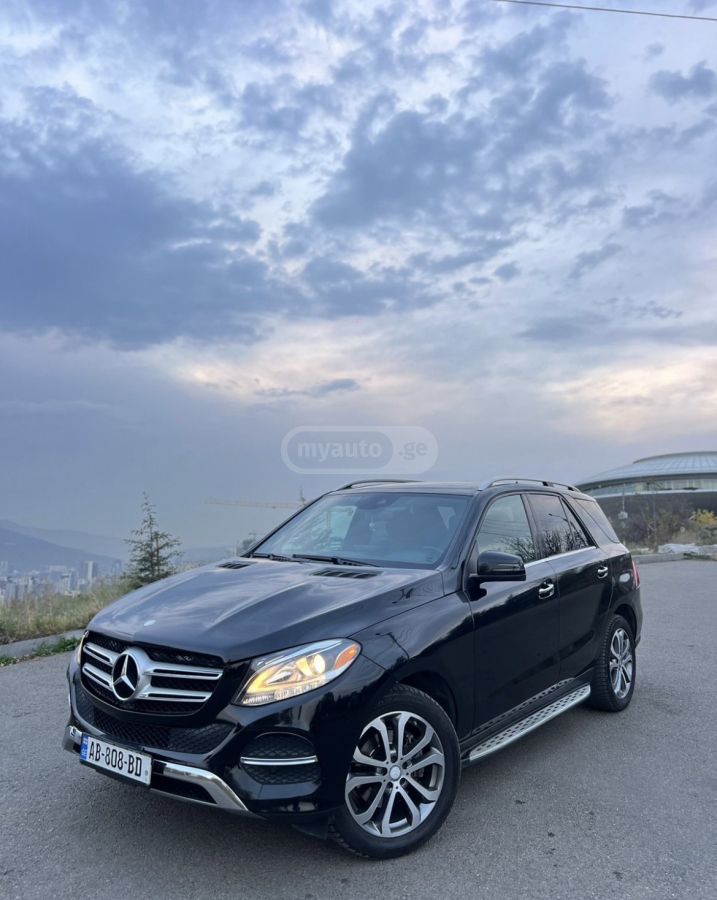 Mercedes-Benz GLE 350 - фото 1