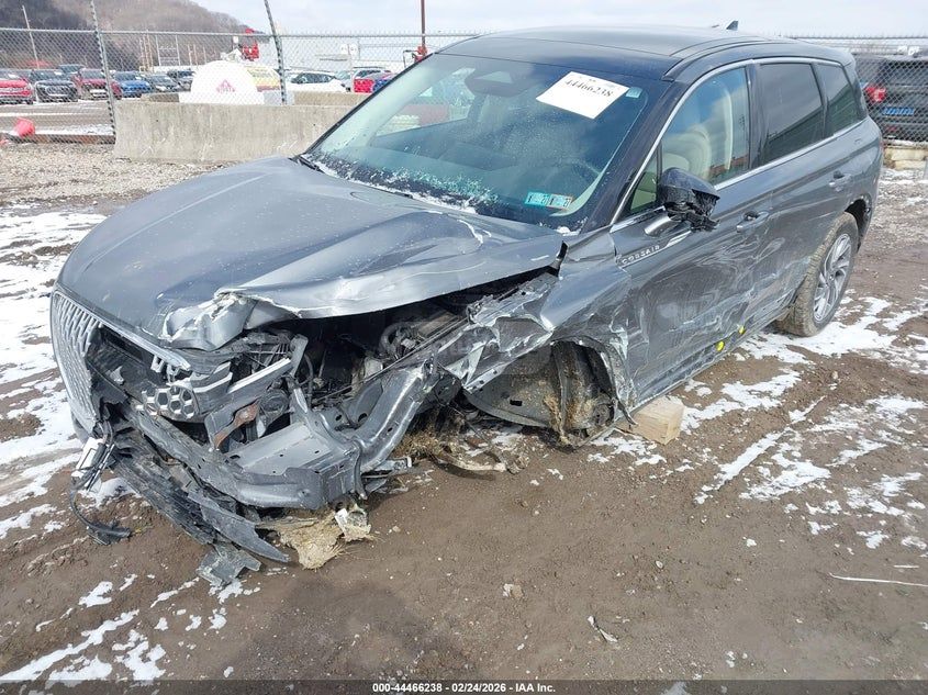 Lincoln Corsair 2024 — миниатюра 5