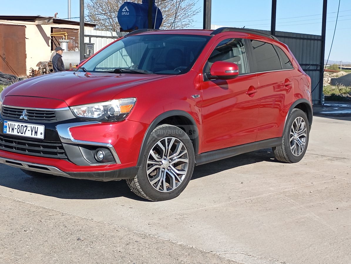 Mitsubishi Outlander Sport - фото 2