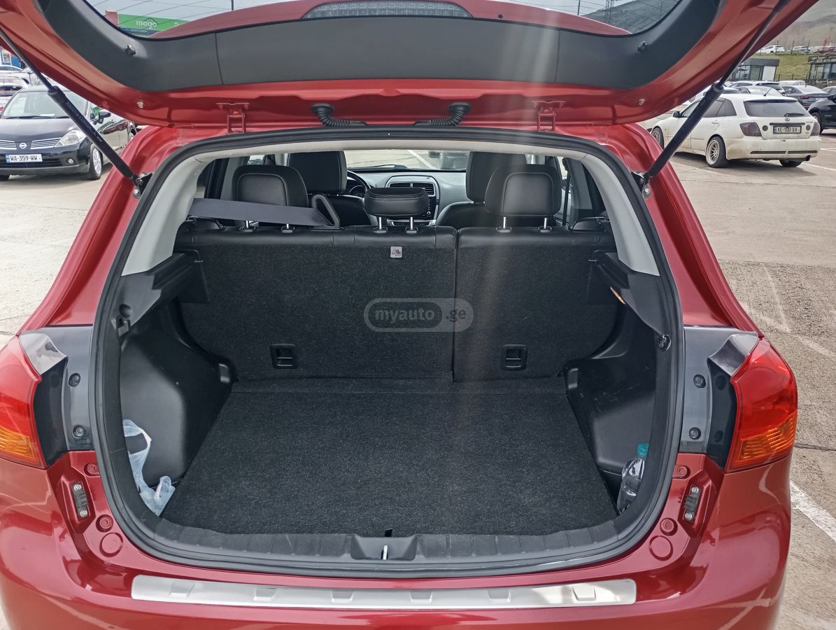 Mitsubishi Outlander Sport - фото 8