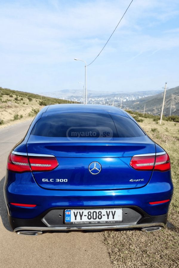 Mercedes-Benz GLC 300 Coupe - фото 5