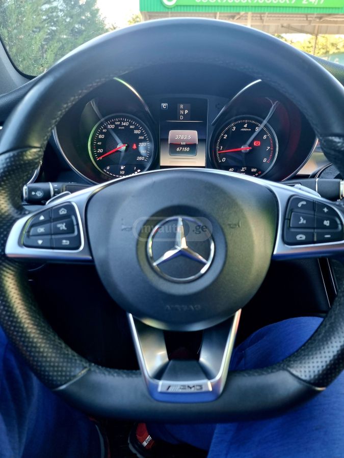 Mercedes-Benz GLC 300 Coupe - фото 9