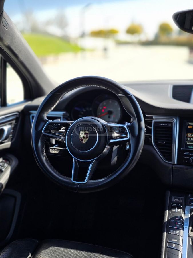 Porsche Macan - фото 7