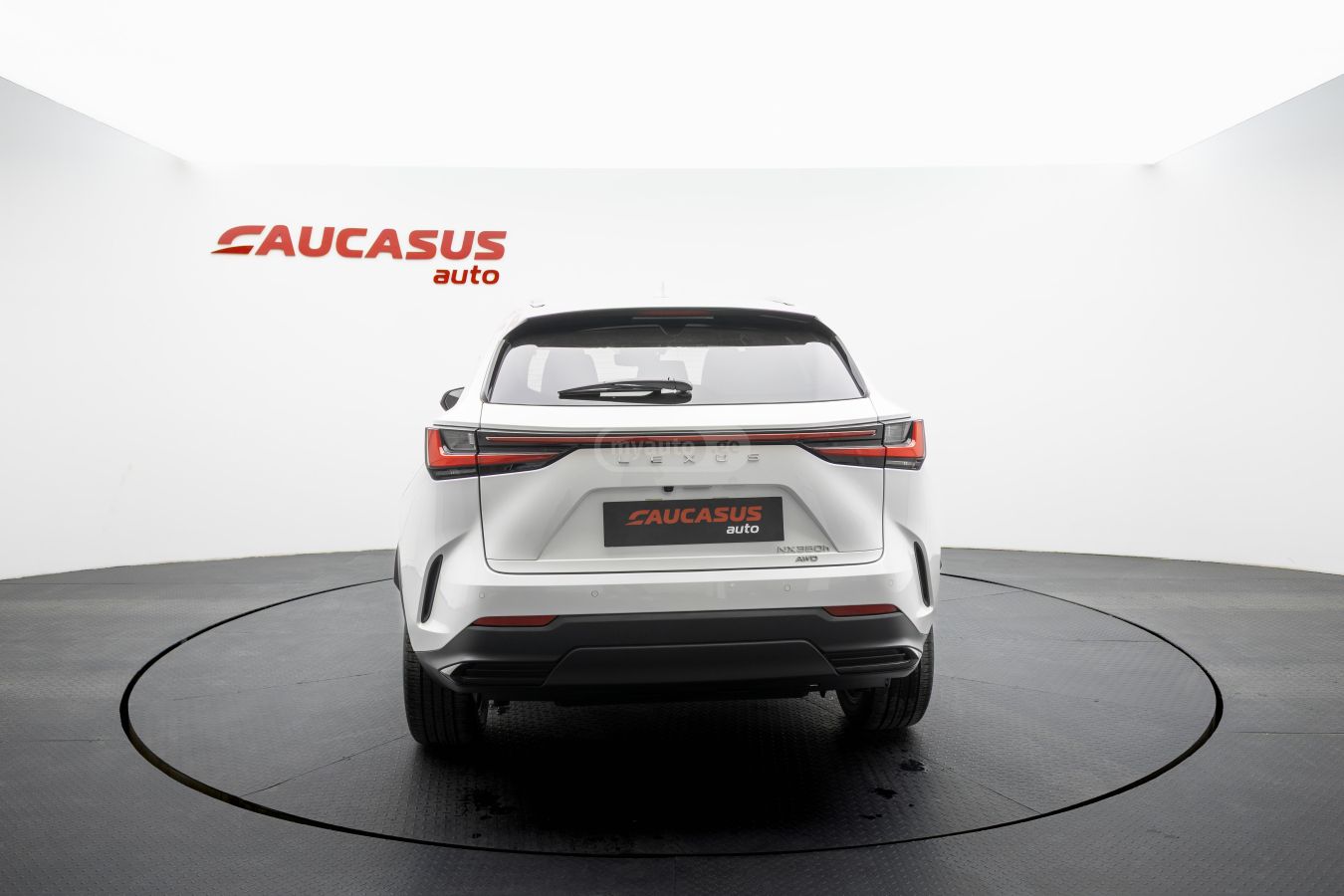 Lexus Lexus NX — миниатюра 5