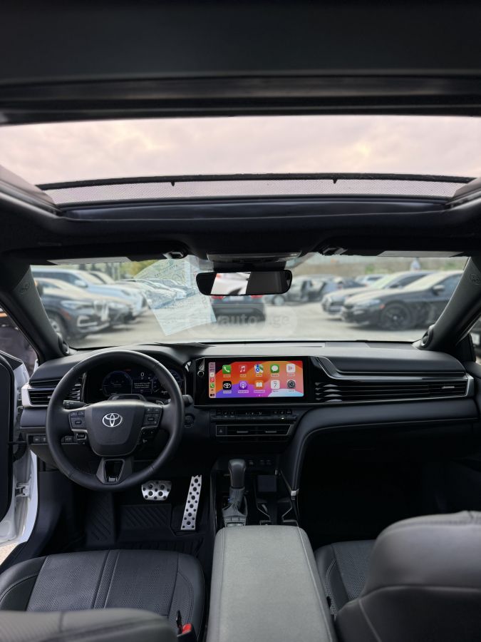 Toyota Camry - фото 6