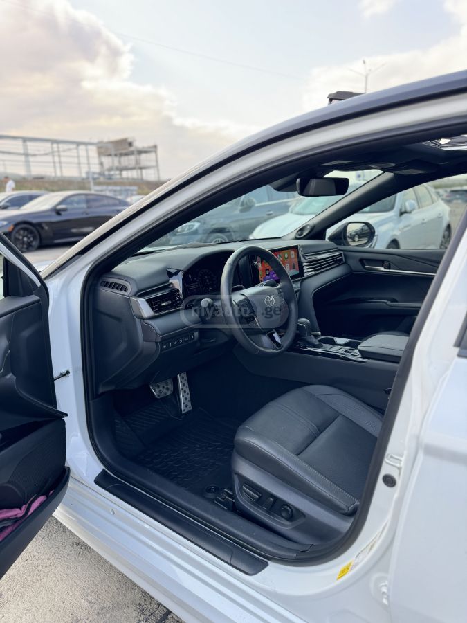 Toyota Camry - фото 7