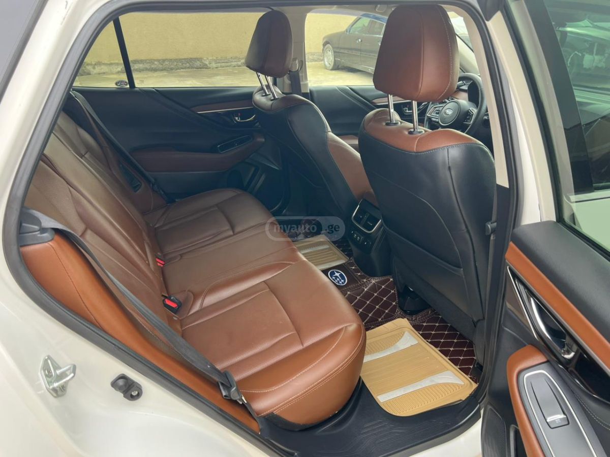 Subaru Outback - фото 10