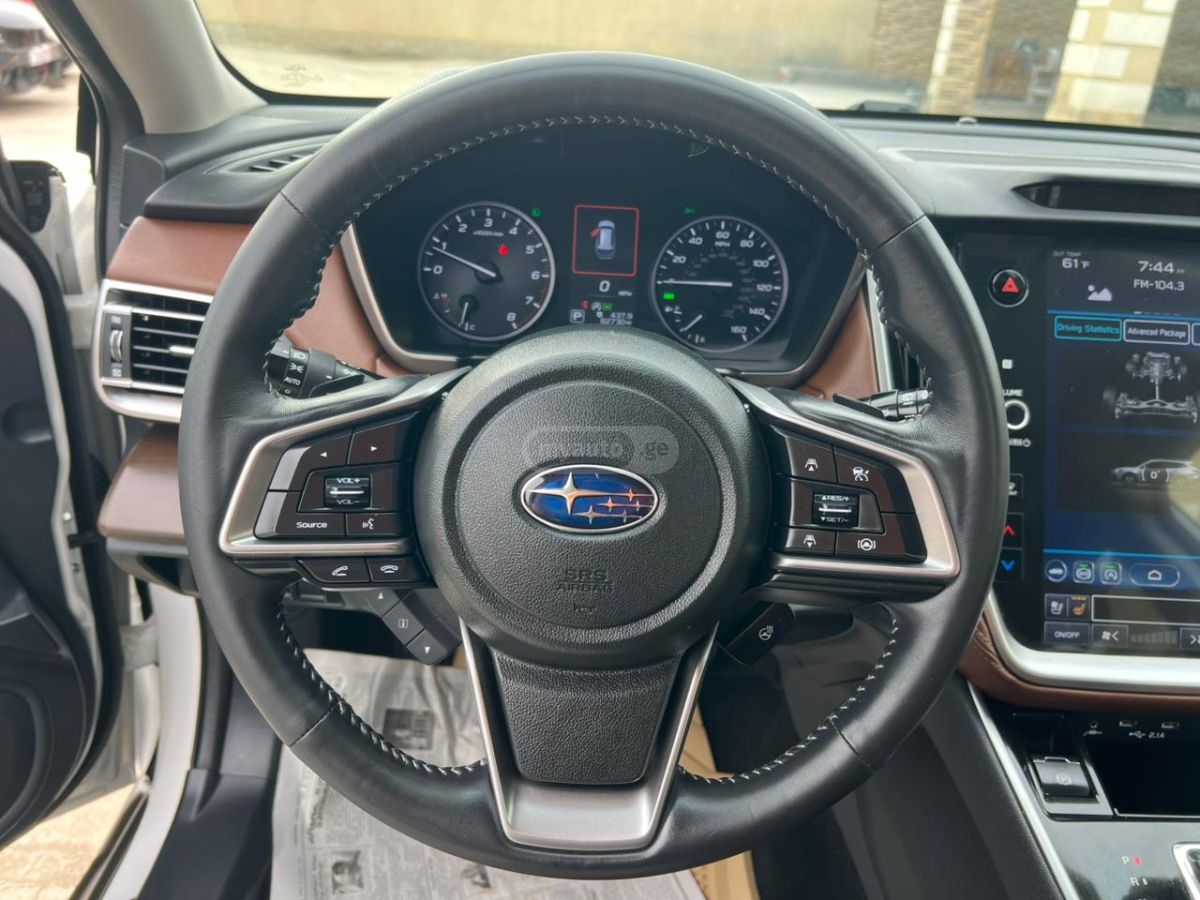 Subaru Outback - фото 2