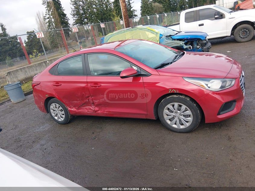 Hyundai Accent - фото 12