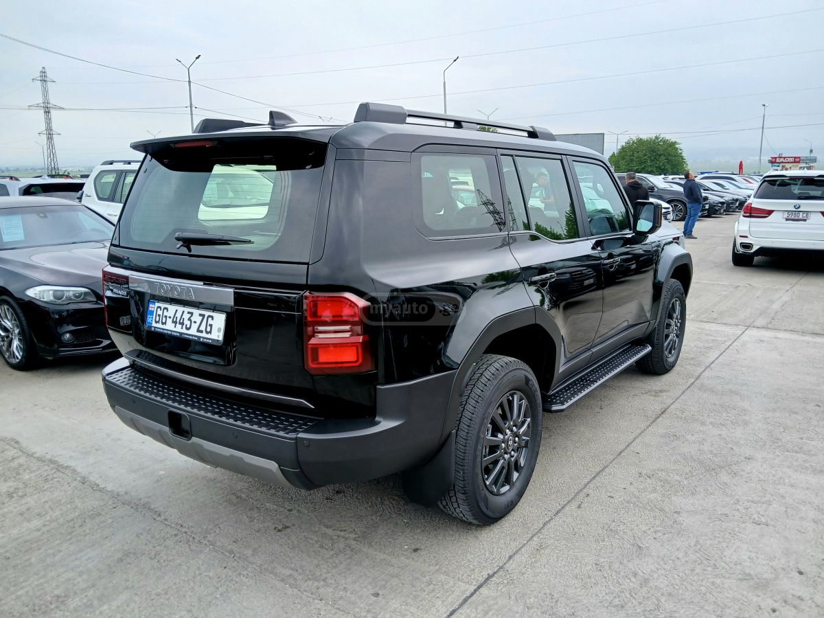 Toyota Land Cruiser Prado - фото 12