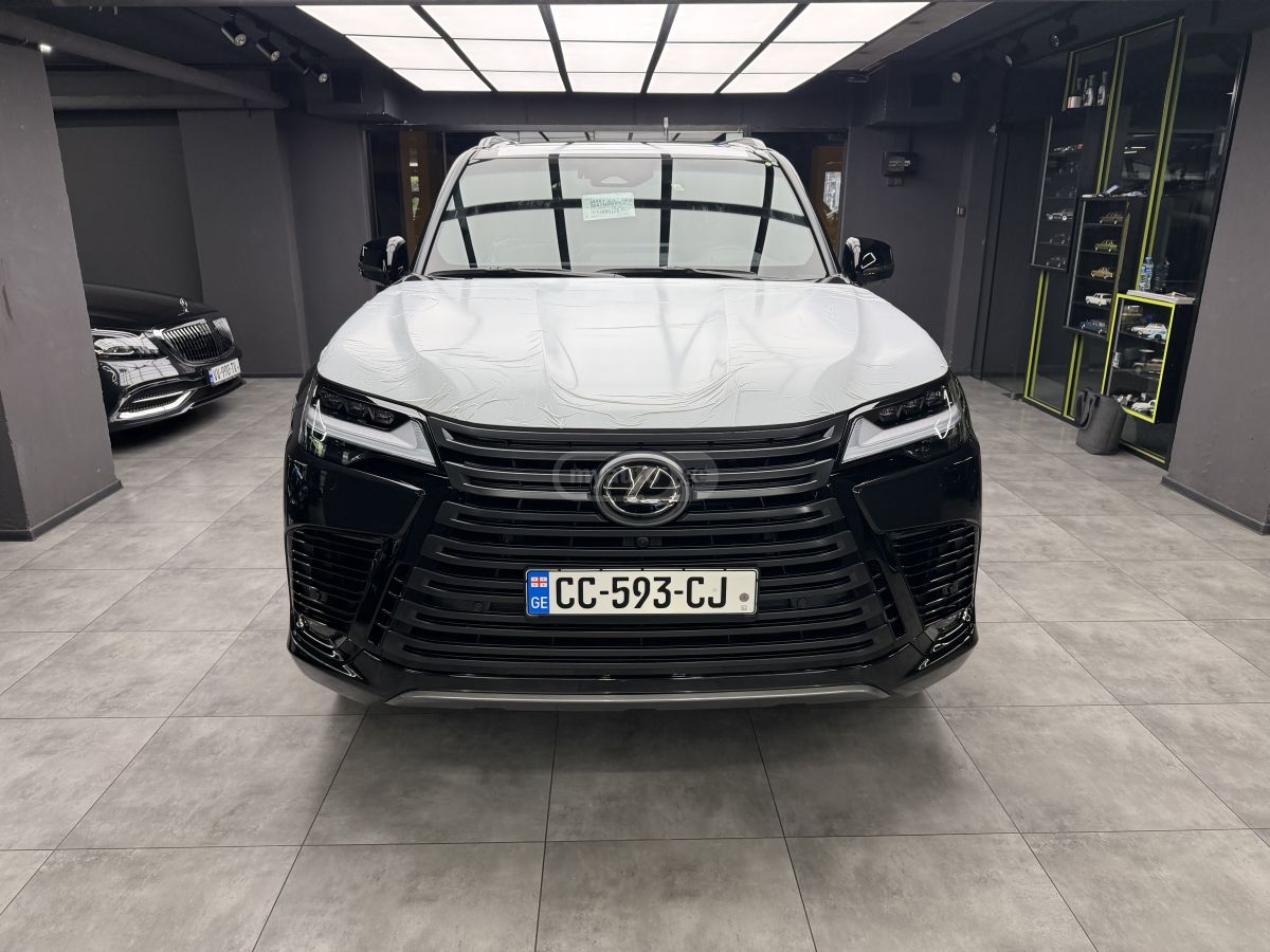 Lexus LX 500 - фото 10