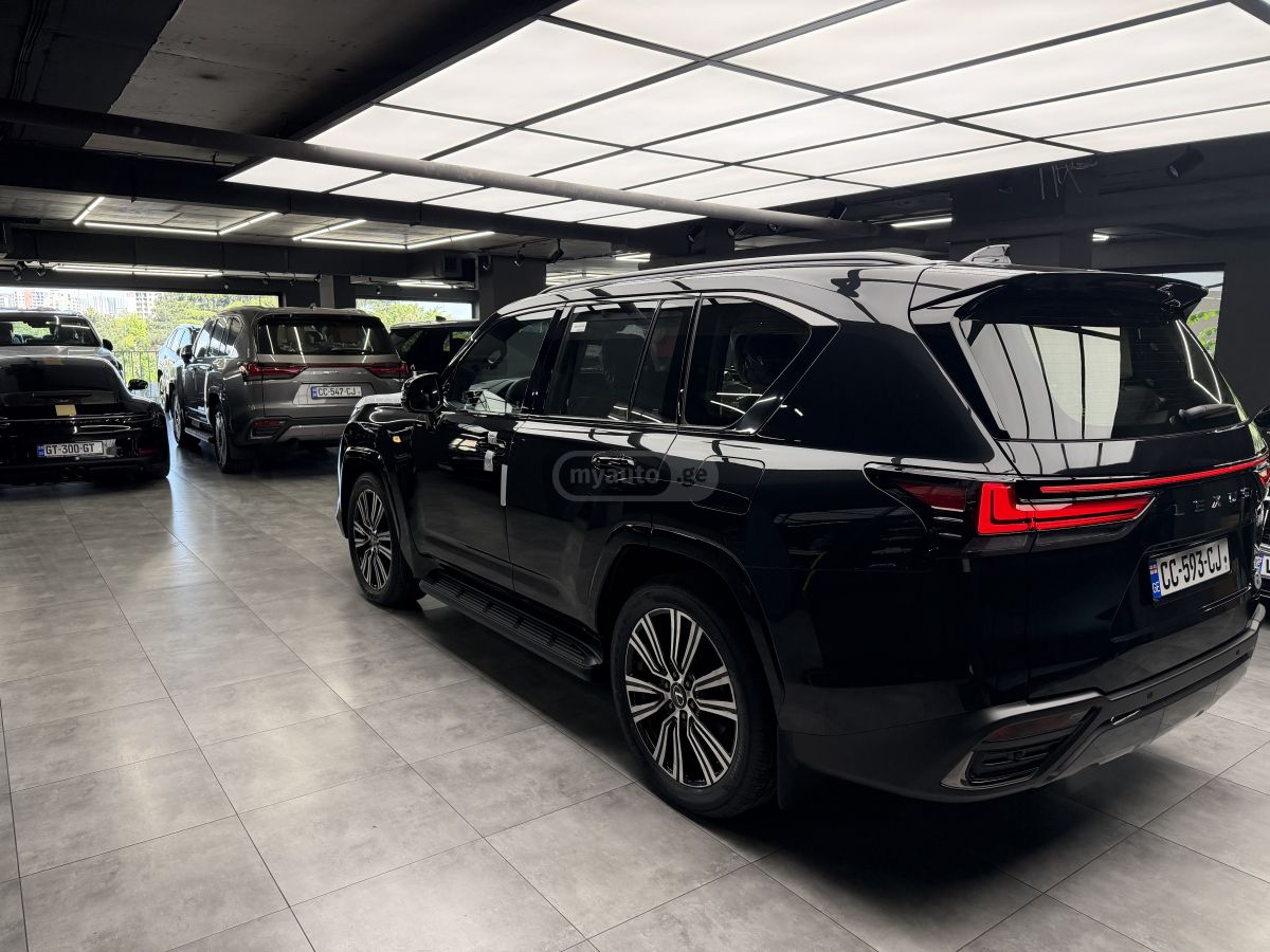 Lexus LX 500 - фото 8