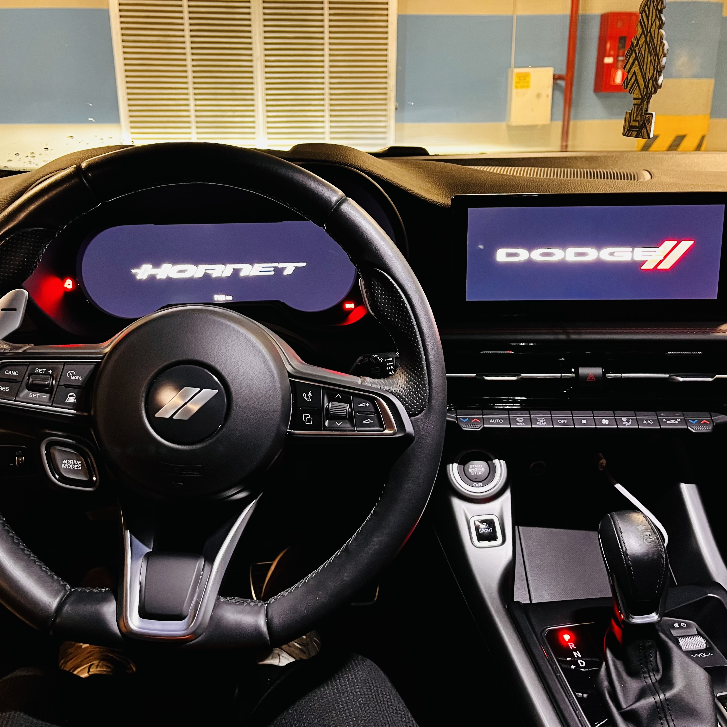 Dodge Hornet 2024 — миниатюра 13