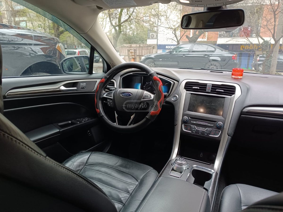 Ford Fusion - фото 2