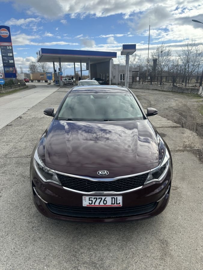 Kia Optima - фото 1