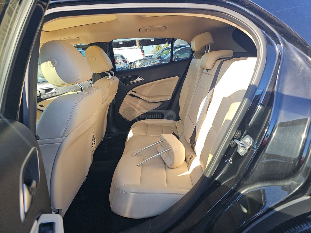 Mercedes-Benz GLA 250 - фото 3