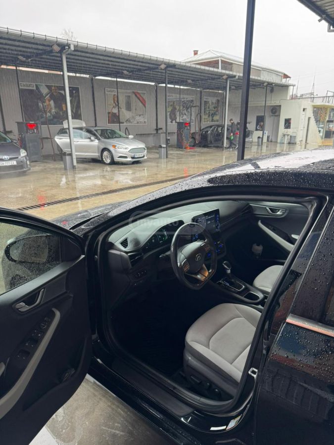 Hyundai Ioniq - фото 6