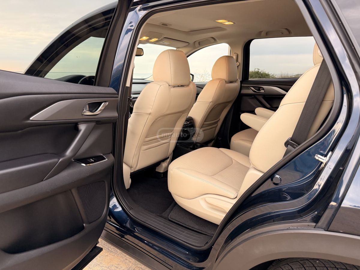 Mazda CX-9 - фото 12