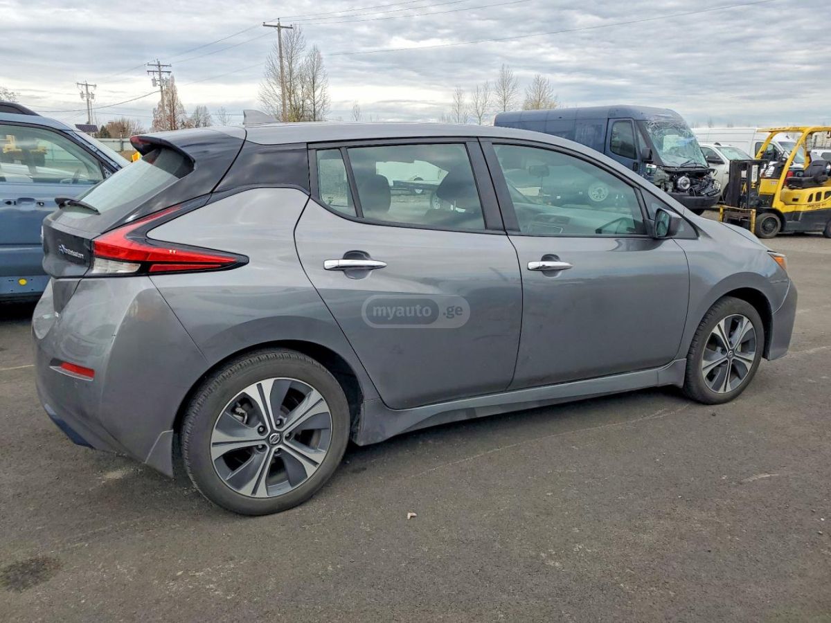 Nissan Leaf - фото 3
