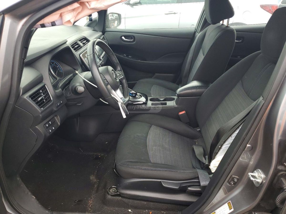 Nissan Leaf - фото 7