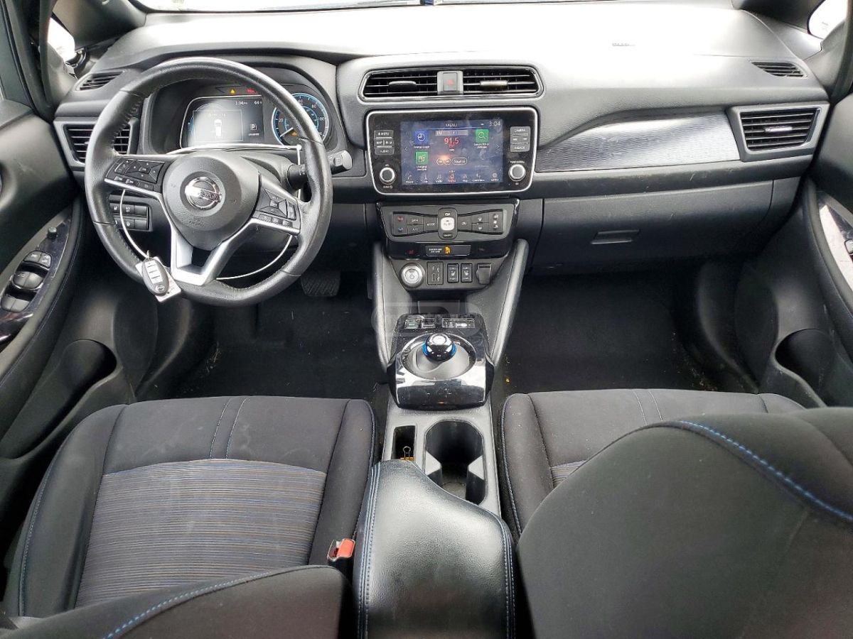 Nissan Leaf - фото 8