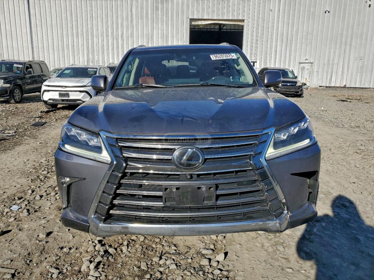 Lexus LX 570 - фото 6