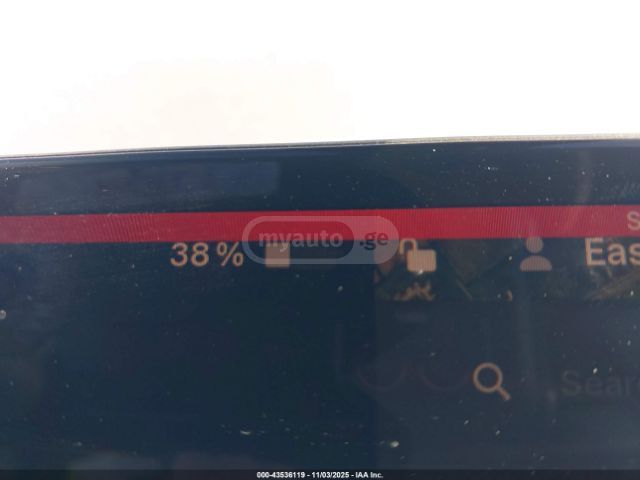 Tesla Plaid — миниатюра 14