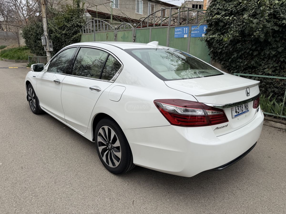 Honda Accord - фото 6