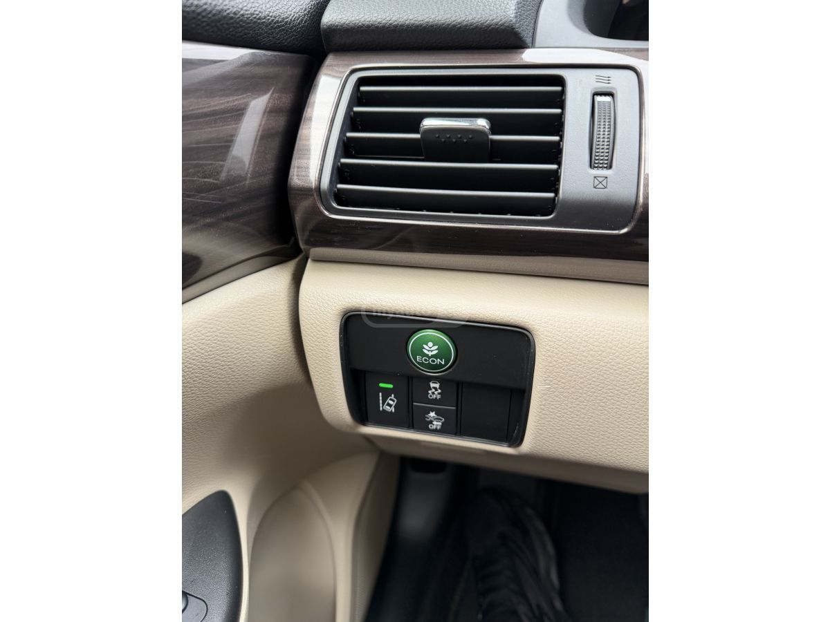 Honda Accord - фото 9