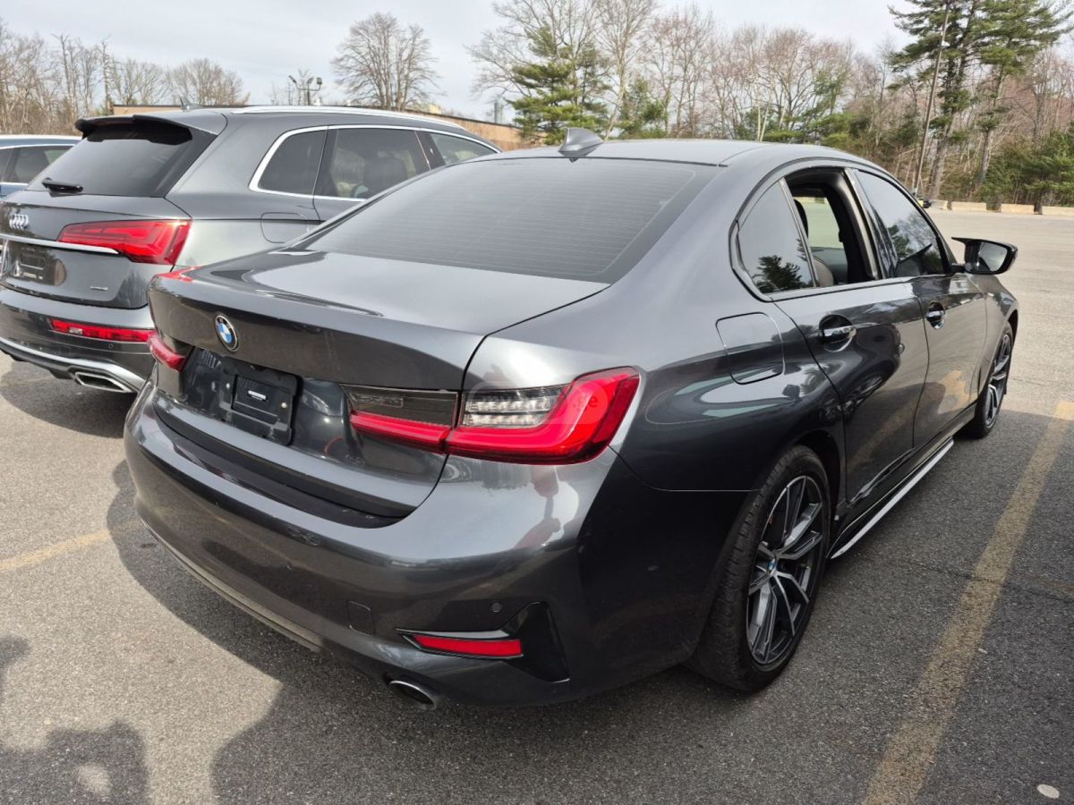 BMW 330 - фото 2