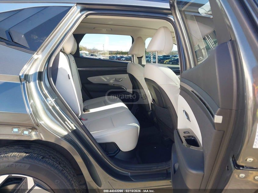 Hyundai Tucson - фото 8