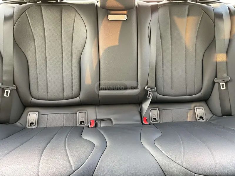 Mercedes-Benz EQE 2025 — миниатюра 8