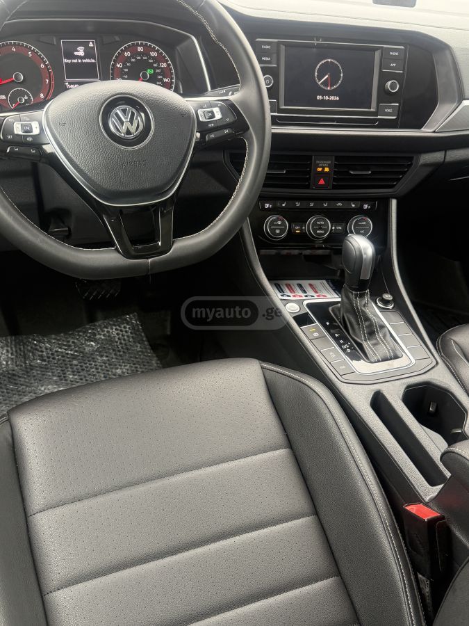 Volkswagen Jetta - фото 3