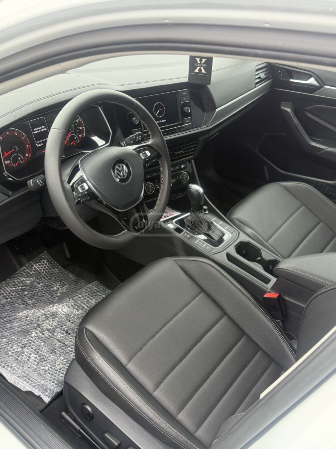 Volkswagen Jetta - фото 7