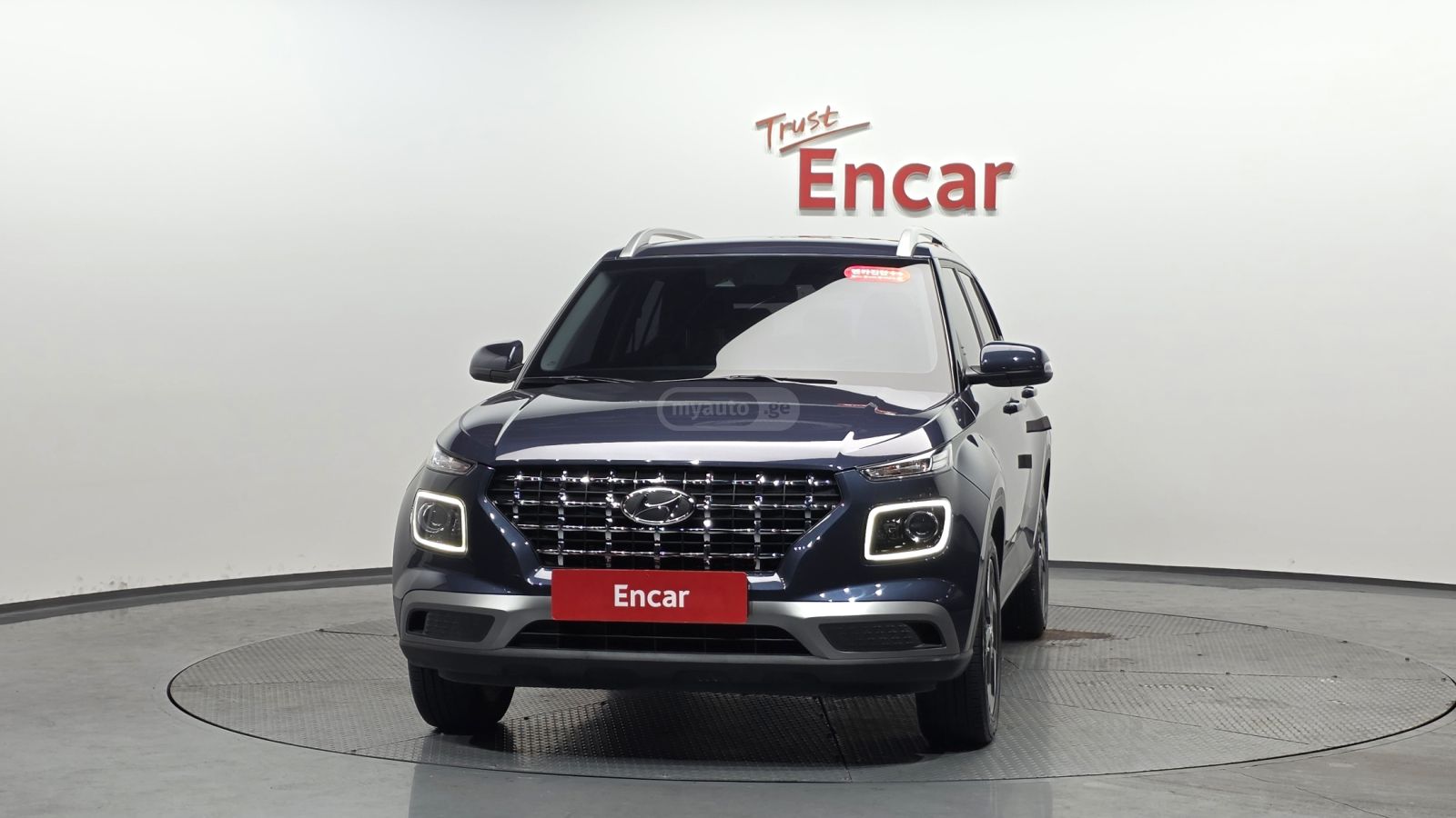 Hyundai venue - фото 3