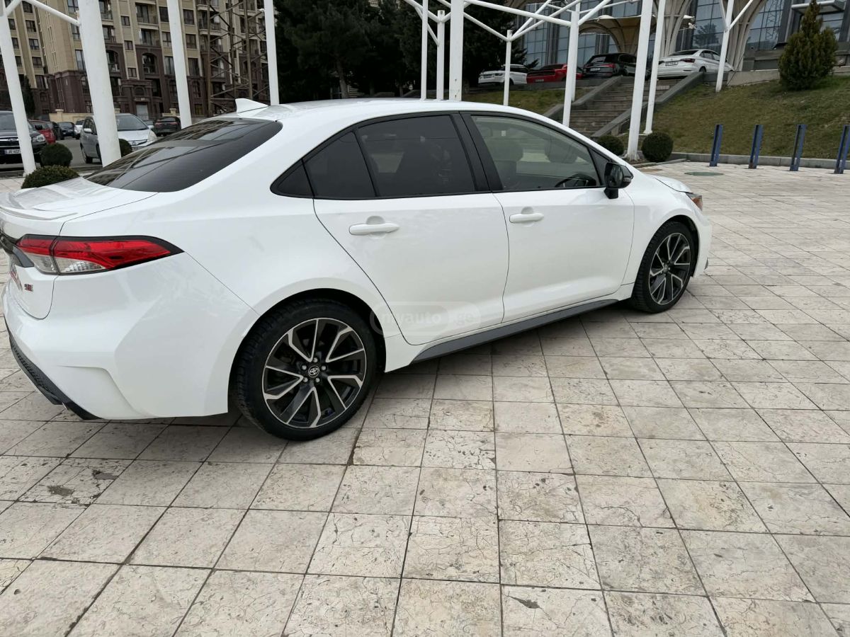Toyota SE Sport — миниатюра 2
