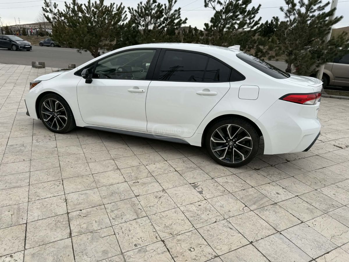 Toyota SE Sport — миниатюра 8