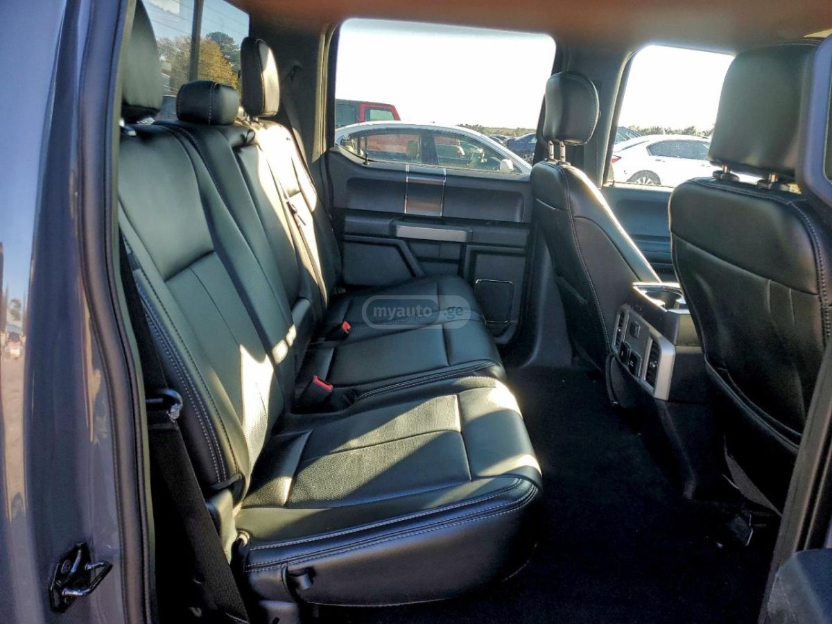 Ford F150 - фото 10