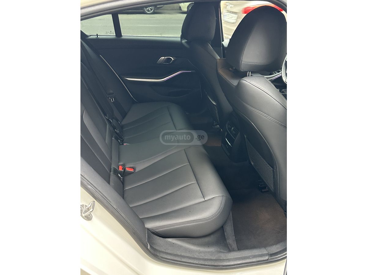 BMW 330 - фото 15