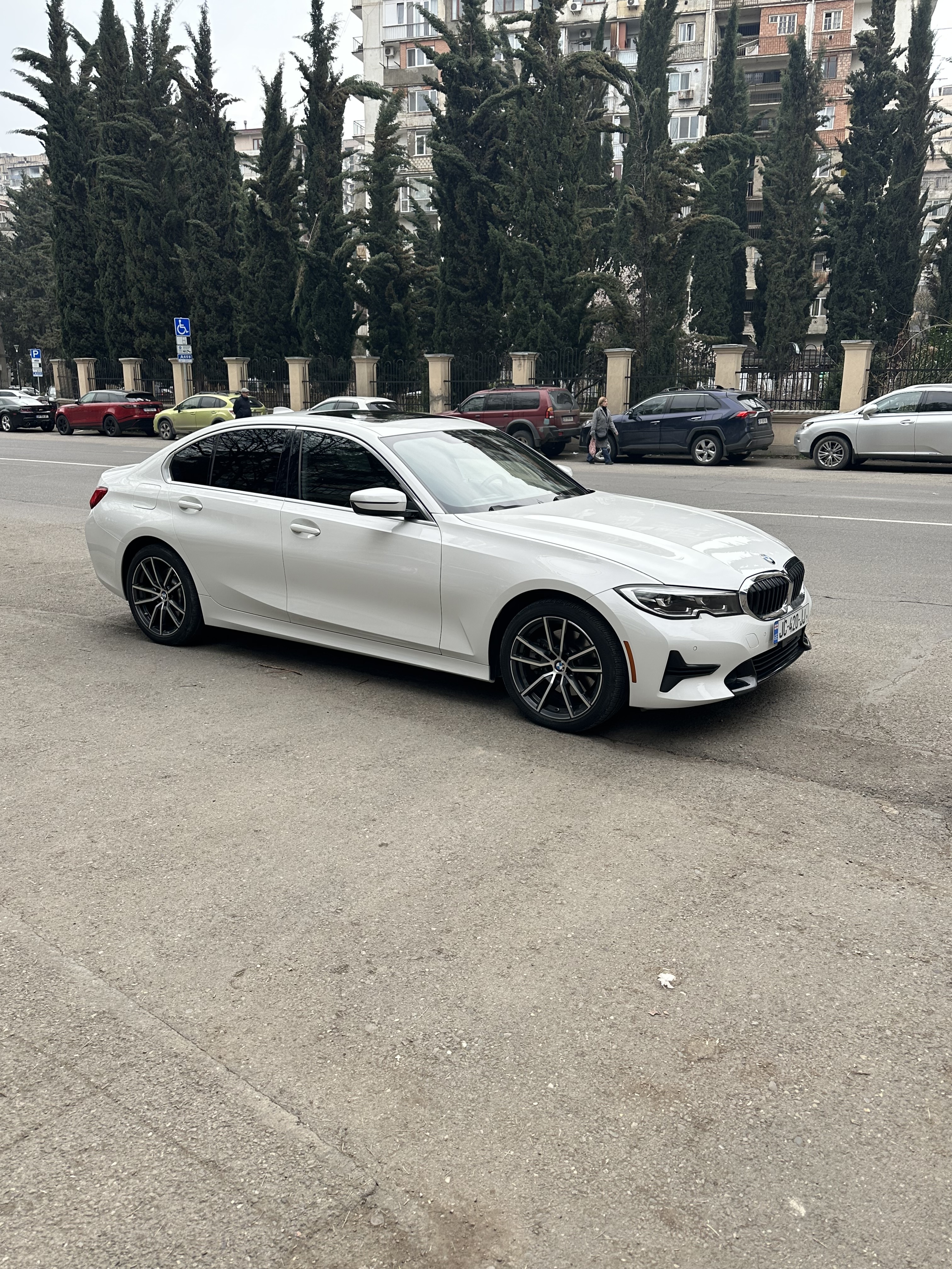 BMW 330 - фото 2